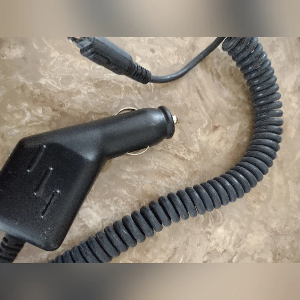 Motorola car chargers like new